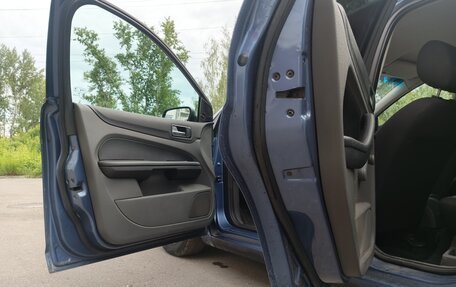 Ford Focus II рестайлинг, 2005 год, 289 000 рублей, 9 фотография