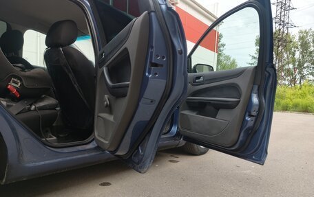 Ford Focus II рестайлинг, 2005 год, 289 000 рублей, 10 фотография