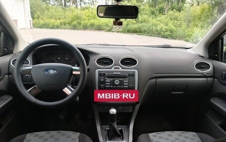 Ford Focus II рестайлинг, 2005 год, 289 000 рублей, 14 фотография