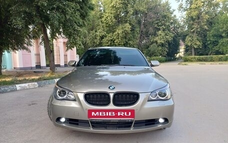 BMW 5 серия, 2004 год, 1 099 000 рублей, 7 фотография
