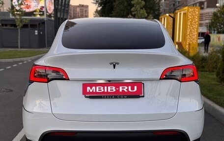 Tesla Model Y I, 2023 год, 3 980 000 рублей, 4 фотография