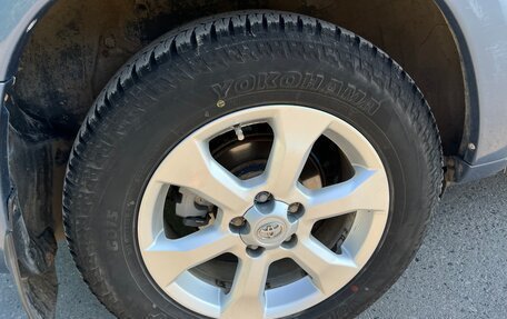 Toyota RAV4, 2010 год, 1 650 000 рублей, 20 фотография