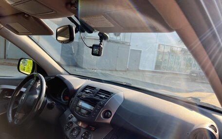 Toyota RAV4, 2010 год, 1 650 000 рублей, 26 фотография