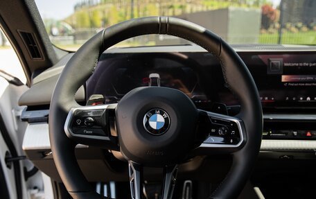 BMW 5 серия, 2024 год, 6 890 000 рублей, 15 фотография