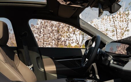 BMW 5 серия, 2024 год, 6 890 000 рублей, 20 фотография