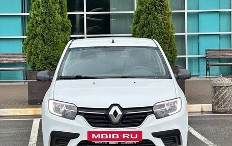 Renault Logan II, 2018 год, 870 000 рублей, 7 фотография