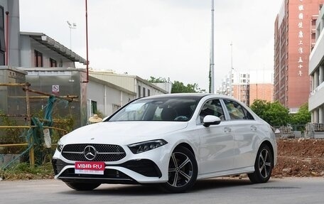 Mercedes-Benz A-Класс, 2025 год, 3 700 000 рублей, 1 фотография