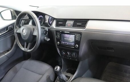 Skoda Rapid I, 2018 год, 983 000 рублей, 5 фотография