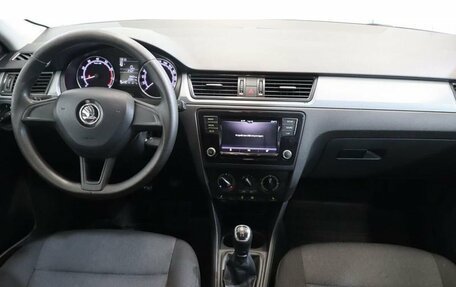 Skoda Rapid I, 2018 год, 983 000 рублей, 9 фотография