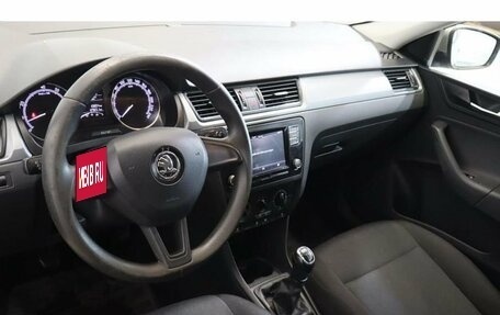 Skoda Rapid I, 2018 год, 983 000 рублей, 6 фотография