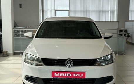 Volkswagen Jetta VI, 2014 год, 930 000 рублей, 2 фотография