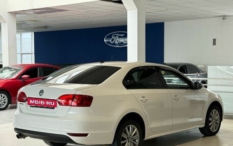 Volkswagen Jetta VI, 2014 год, 930 000 рублей, 6 фотография