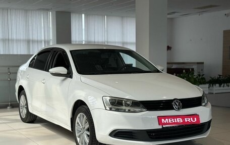 Volkswagen Jetta VI, 2014 год, 930 000 рублей, 3 фотография