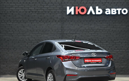 Hyundai Solaris II рестайлинг, 2019 год, 1 350 000 рублей, 4 фотография