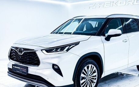 Toyota Highlander, 2025 год, 5 550 000 рублей, 2 фотография