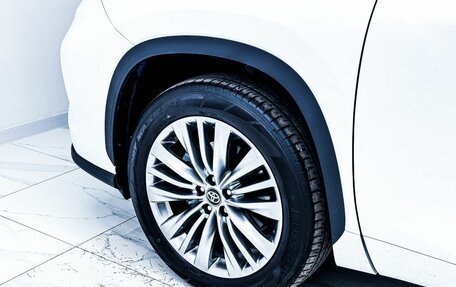 Toyota Highlander, 2025 год, 5 550 000 рублей, 26 фотография