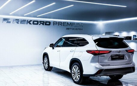 Toyota Highlander, 2025 год, 5 550 000 рублей, 34 фотография