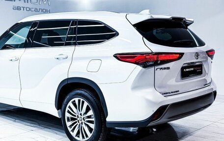 Toyota Highlander, 2025 год, 5 550 000 рублей, 35 фотография
