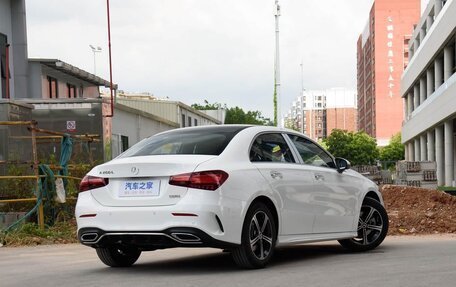 Mercedes-Benz A-Класс, 2025 год, 3 700 000 рублей, 2 фотография