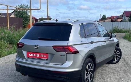 Volkswagen Tiguan II, 2018 год, 2 449 000 рублей, 4 фотография