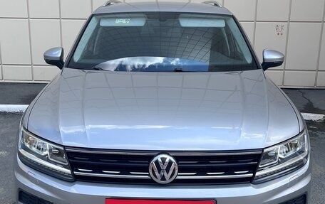 Volkswagen Tiguan II, 2018 год, 2 449 000 рублей, 10 фотография