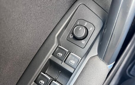 Volkswagen Tiguan II, 2018 год, 2 449 000 рублей, 30 фотография