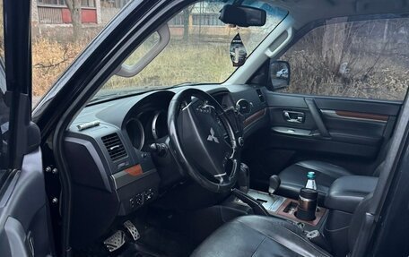 Mitsubishi Pajero IV, 2011 год, 1 800 000 рублей, 4 фотография