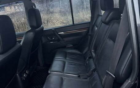 Mitsubishi Pajero IV, 2011 год, 1 800 000 рублей, 6 фотография