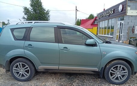 Mitsubishi Outlander III рестайлинг 3, 2008 год, 1 300 000 рублей, 3 фотография