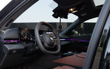 BMW 5 серия, 2024 год, 7 590 000 рублей, 20 фотография