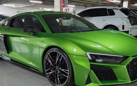 Audi R8, 2021 год, 18 673 000 рублей, 4 фотография