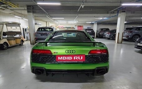 Audi R8, 2021 год, 18 673 000 рублей, 3 фотография