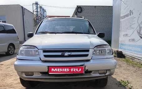 Chevrolet Niva I рестайлинг, 2003 год, 200 000 рублей, 1 фотография