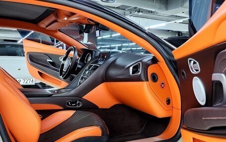 Aston Martin DB11 I, 2018 год, 13 900 000 рублей, 7 фотография
