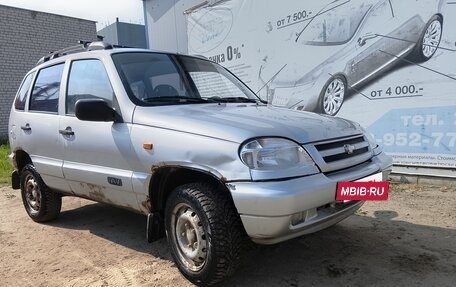 Chevrolet Niva I рестайлинг, 2003 год, 200 000 рублей, 2 фотография