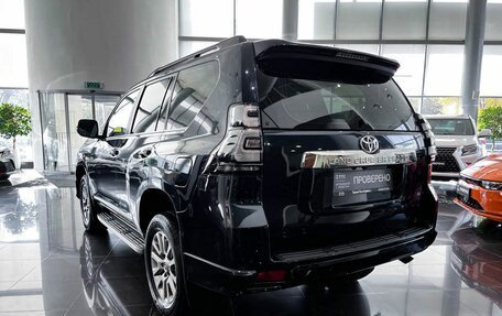 Toyota Land Cruiser Prado 150 рестайлинг 2, 2020 год, 4 657 000 рублей, 7 фотография