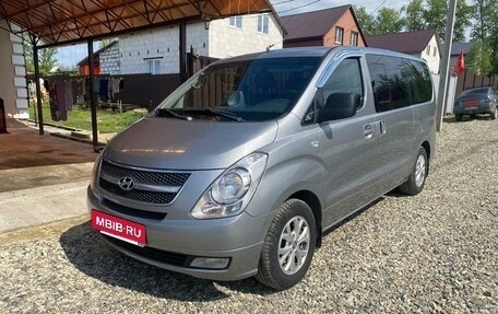 Hyundai Grand Starex Grand Starex I рестайлинг 2, 2011 год, 1 750 000 рублей, 5 фотография