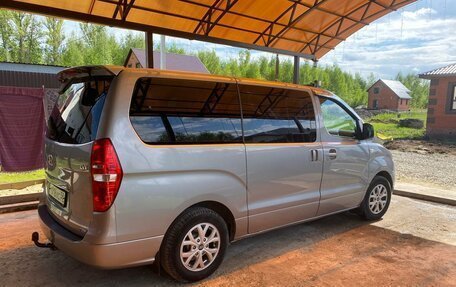 Hyundai Grand Starex Grand Starex I рестайлинг 2, 2011 год, 1 750 000 рублей, 16 фотография