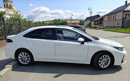 Toyota Corolla, 2021 год, 1 860 000 рублей, 4 фотография
