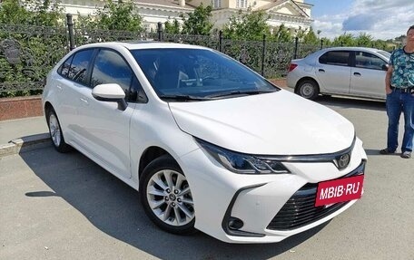 Toyota Corolla, 2021 год, 1 860 000 рублей, 3 фотография