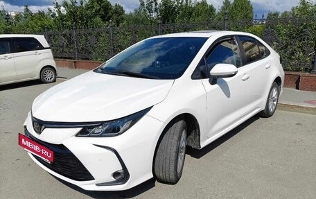 Toyota Corolla, 2021 год, 1 860 000 рублей, 2 фотография