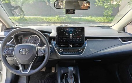 Toyota Corolla, 2021 год, 1 860 000 рублей, 7 фотография