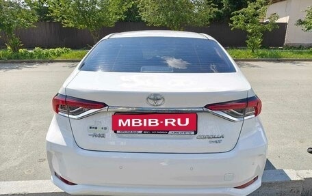 Toyota Corolla, 2021 год, 1 860 000 рублей, 5 фотография