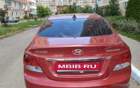 Hyundai Solaris II рестайлинг, 2011 год, 830 000 рублей, 2 фотография