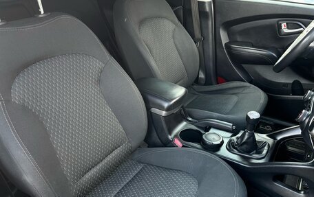 Hyundai ix35 I рестайлинг, 2012 год, 799 000 рублей, 10 фотография