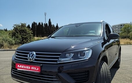 Volkswagen Touareg III, 2016 год, 3 800 000 рублей, 2 фотография