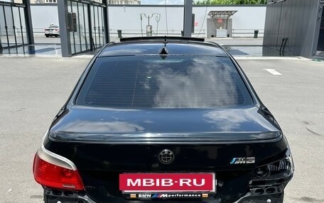 BMW 5 серия, 2005 год, 800 000 рублей, 4 фотография