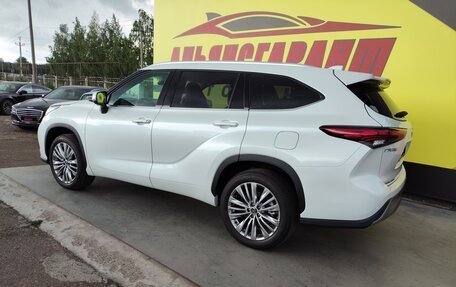 Toyota Highlander, 2025 год, 5 700 000 рублей, 3 фотография