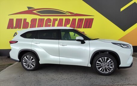 Toyota Highlander, 2025 год, 5 700 000 рублей, 8 фотография