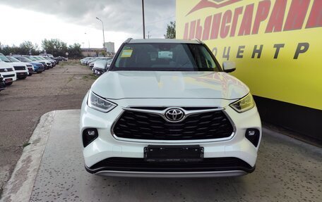 Toyota Highlander, 2025 год, 5 700 000 рублей, 10 фотография